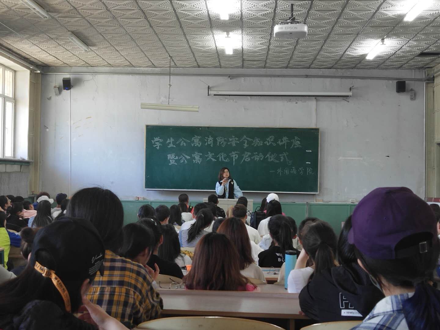 C:/Users/asus/Pictures/QQ图片20180525123510.jpg C:/Users/asus/Pictures/QQ图片20180525123510.jpg