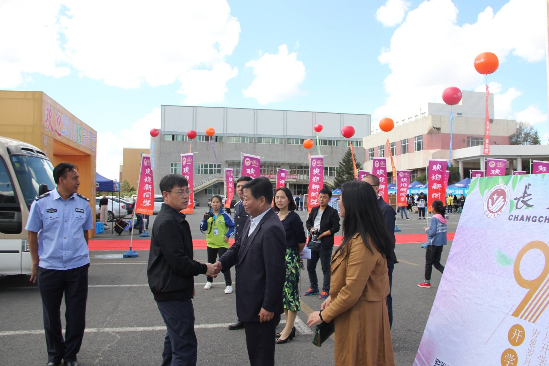 C:/Users/asus/Desktop/sss/QQ图片20180911221239.jpg C:/Users/asus/Desktop/sss/QQ图片20180911221239.jpg